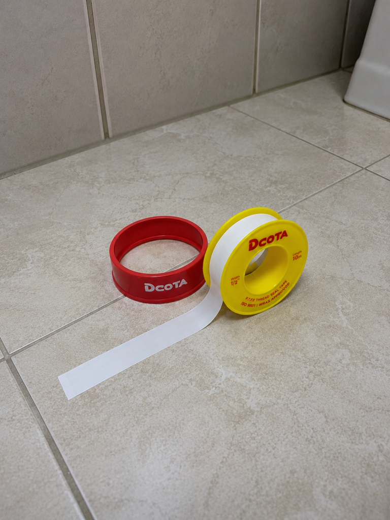 Produk Seal Tape DCOTA PTFE kualitas tinggi dari distributor bahan bangunan Pualam Pratama.